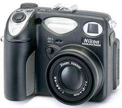 Цифровая фотокамера NIKON Coolpix 5000