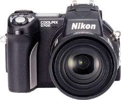 Цифровая фотокамера NIKON Coolpix 5700